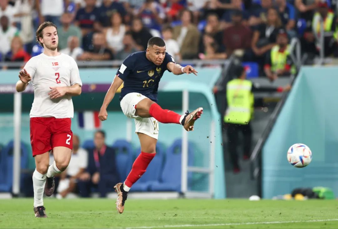 齐沃：足球是美丽的，我希望球员快乐，带着激情勇气微笑上场（齐沃：足球很美，我希望球员快乐，用激情与勇气微笑迎战）